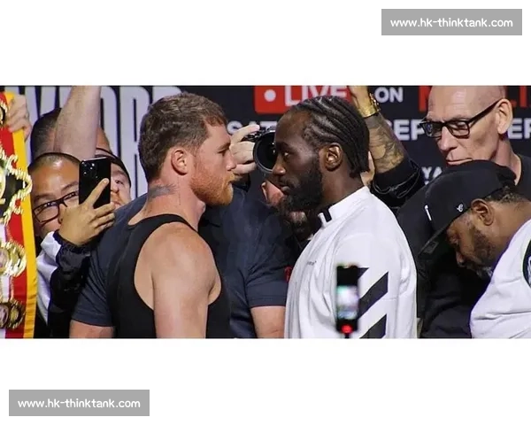 阿瓦雷兹对决小查韦斯拳坛荣耀与时代碰撞之夜重量级焦点大战引爆 阿瓦雷兹对决小查韦斯拳坛荣耀与时代碰撞之夜重量级焦点大战引爆